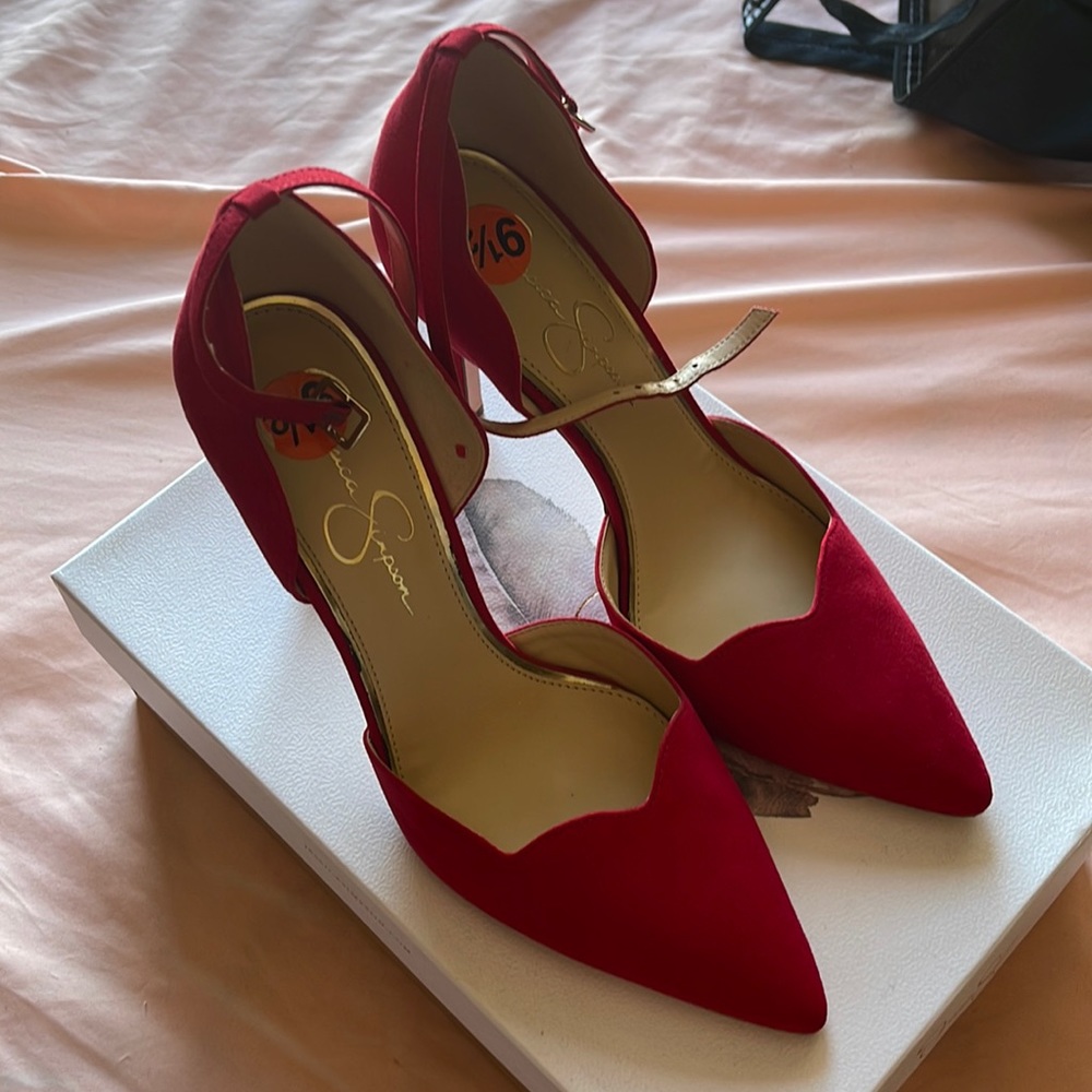 COPY - Jessica Simpson, 9 1/2 red suede